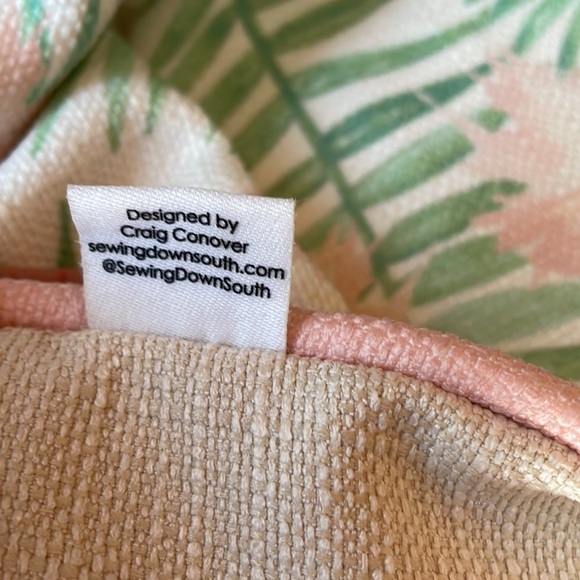 Sewing Down South Throw Pillow flamingo with palms - Picture 6 of 6